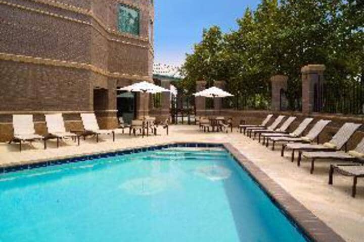 Pool 6 of 35